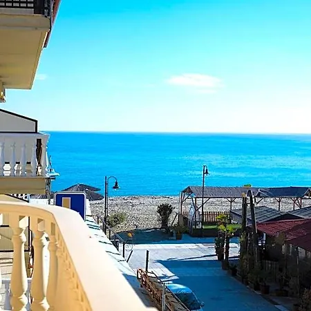 Parthenon Art Hotel-seaside Collection 3*