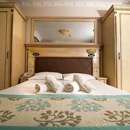 Parthenon Art Hotel-seaside Collection 酒店