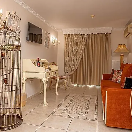 Parthenon Art Hotel-seaside Collection